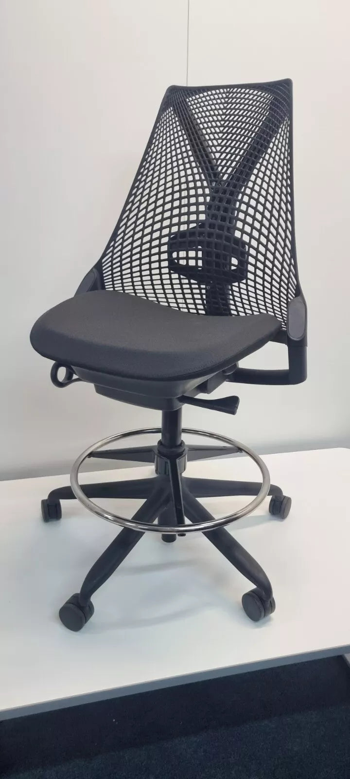 Herman Miller Sayl-Draughtsman High Stool Chair Inc A Host Of Great Features