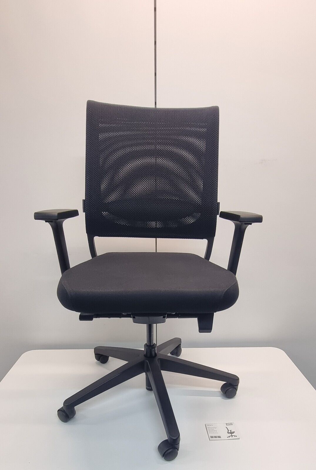 SEDUS Netwin NW100 Exec Swivel Chair-Adjustable Height+Arms-Mesh Back-Lumbar Pad